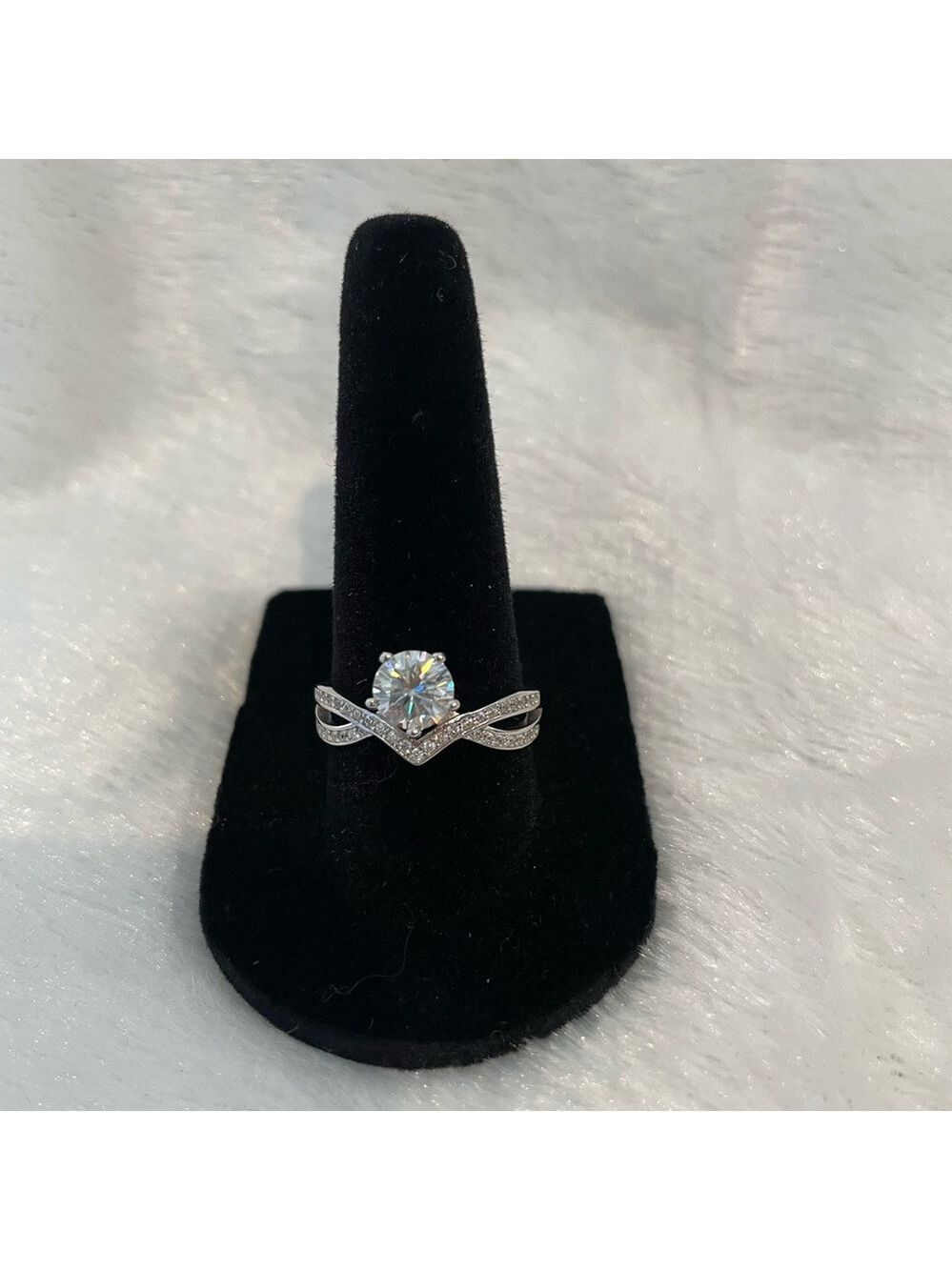 Woman’s 1.0 ct Moissanite size 8 solid silver